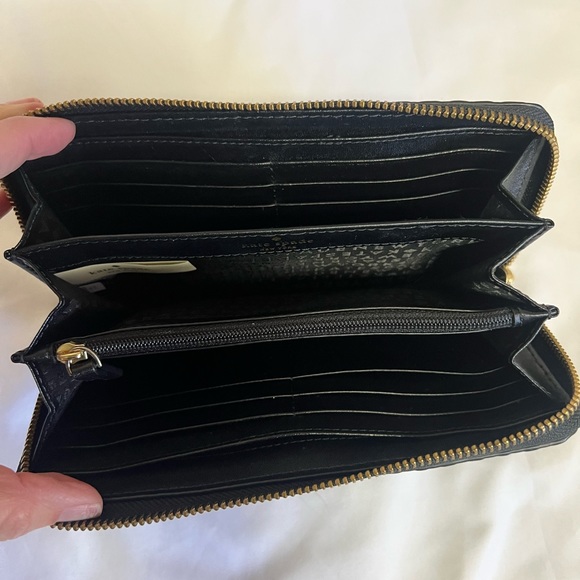 Kate Spade Zipper Wallet - Picture 5 of 5